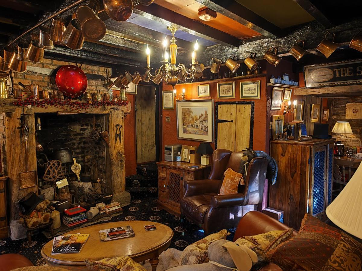 Wizards Thatch Luxury Suites Alderley Edge Eksteriør bilde