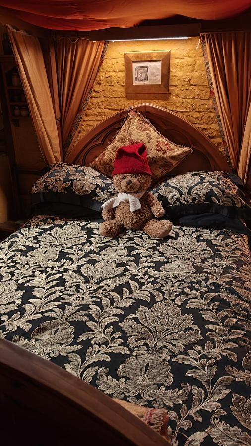 Wizards Thatch Luxury Suites Alderley Edge Eksteriør bilde
