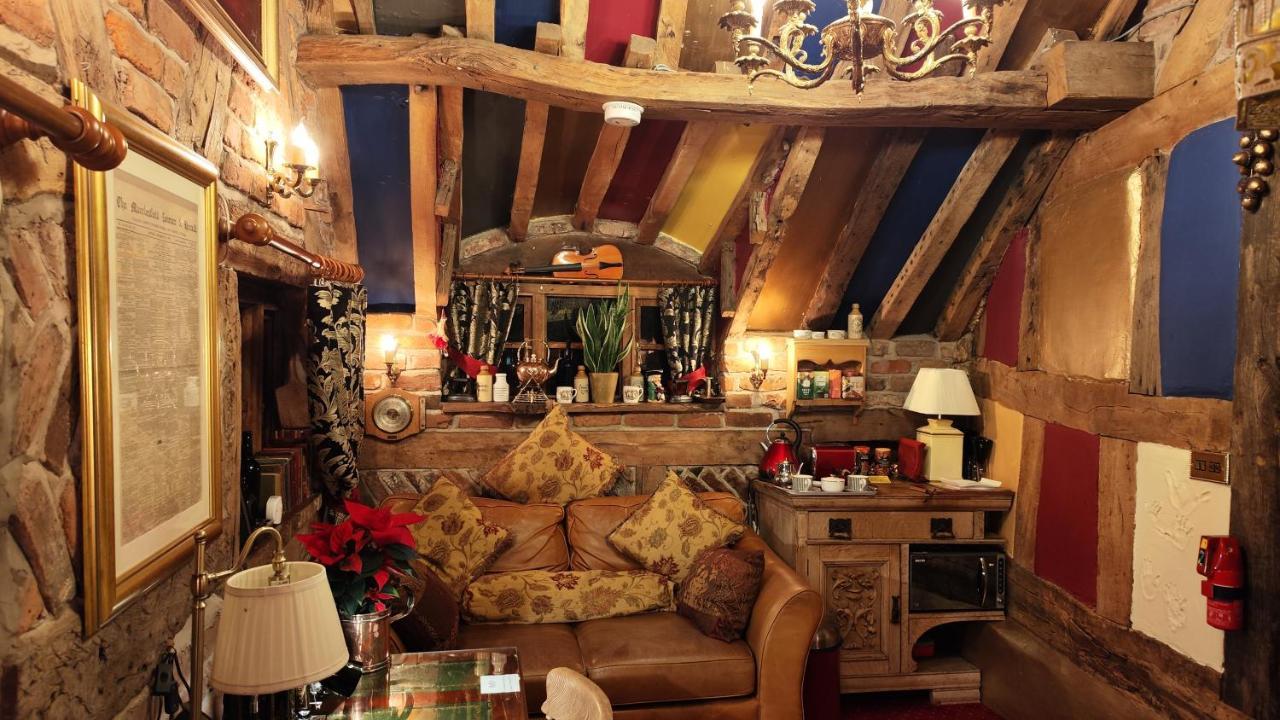 Wizards Thatch Luxury Suites Alderley Edge Eksteriør bilde