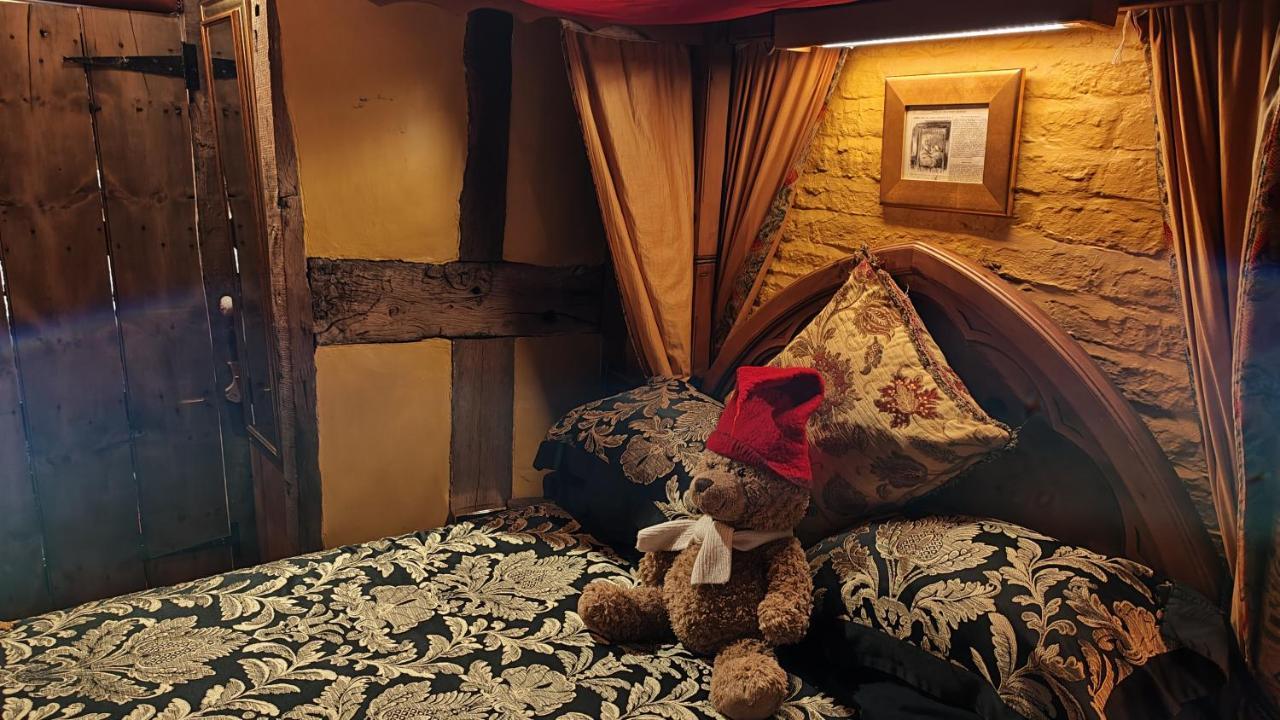 Wizards Thatch Luxury Suites Alderley Edge Eksteriør bilde